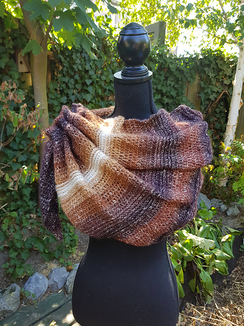 Stringing Ribbed Shawl