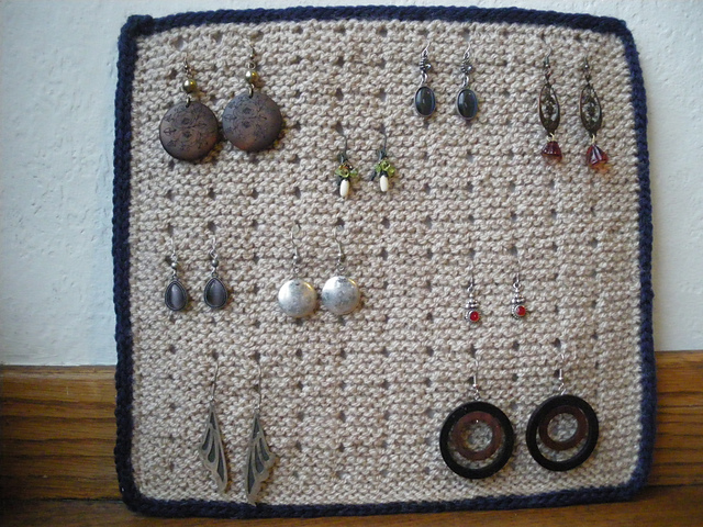 Earring Board -  Tableau à B.O. 