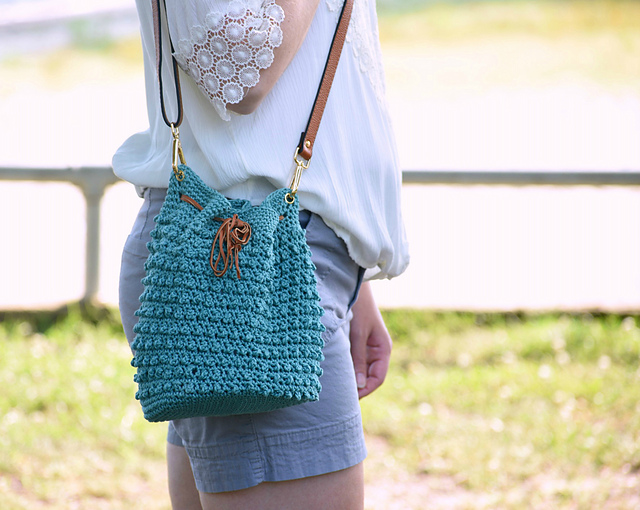 Islander Tote Bag