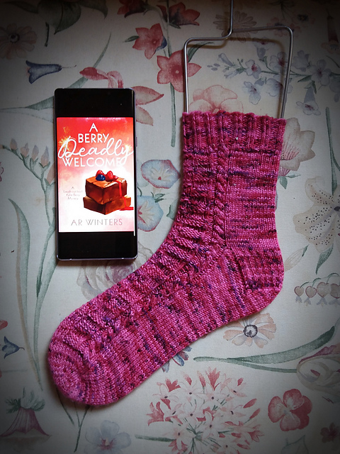 Berry Deadly Socks