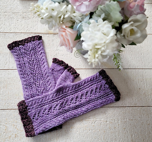 Lavender Dreams Mitts