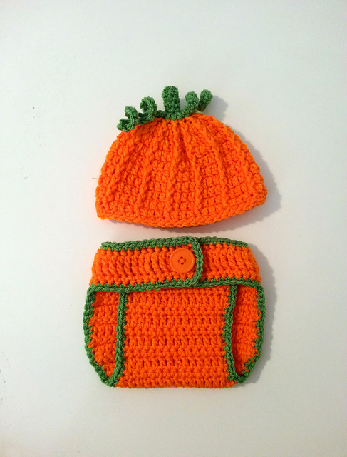 Pumpkin Hat & Diaper Cover Newborn Set