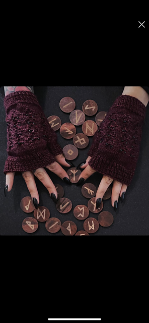 Elhaz Rune Mitts