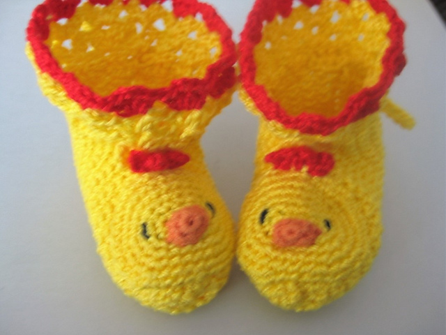 Baby Booties: Chicken