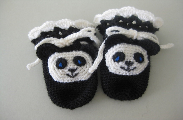 Cute Baby Panda Mittens