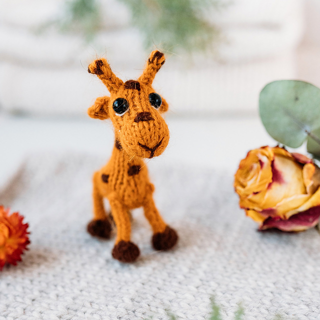 Tiny Giraffe