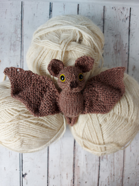 Ravelry: Bat pattern by Natalia Vasyaeva
