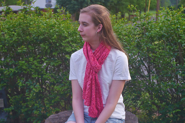 Lacy Ruffled Scarf