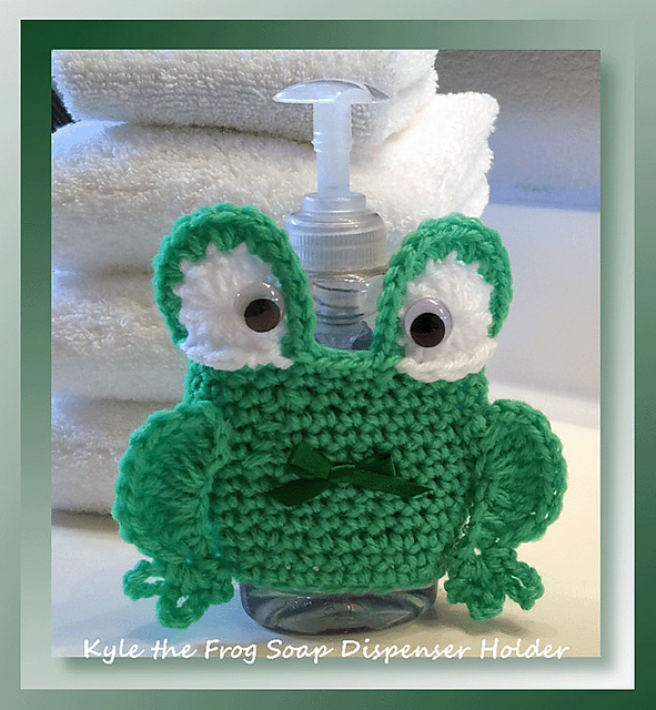 Kyle the Frog Soap Dispenser Holder