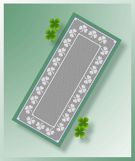 Simple Shamrock Runner