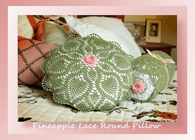 Pineapple Lace Round Pillow