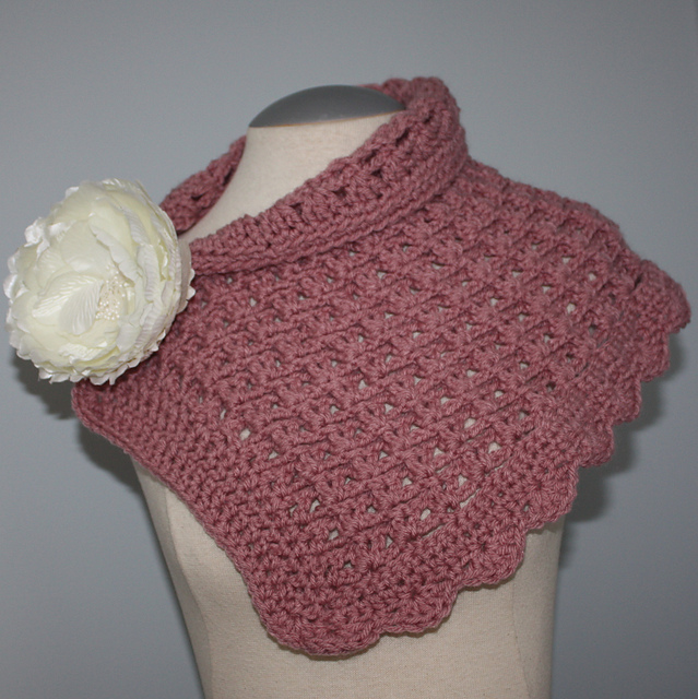 Elegant Neckwarmer
