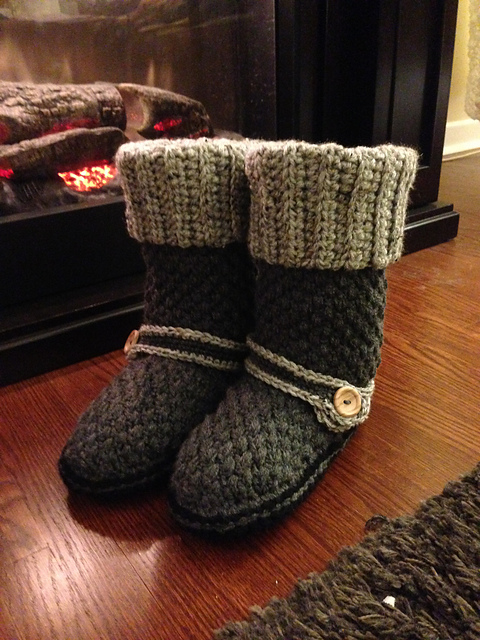 Brighton Booty Slippers