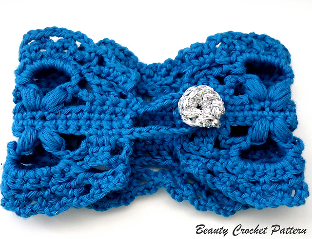 Lace Bracelet  With Button