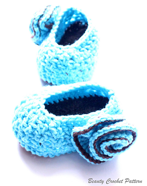 Shoes with Tea Rose