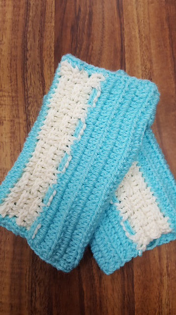 Frosty Fingerless Gloves