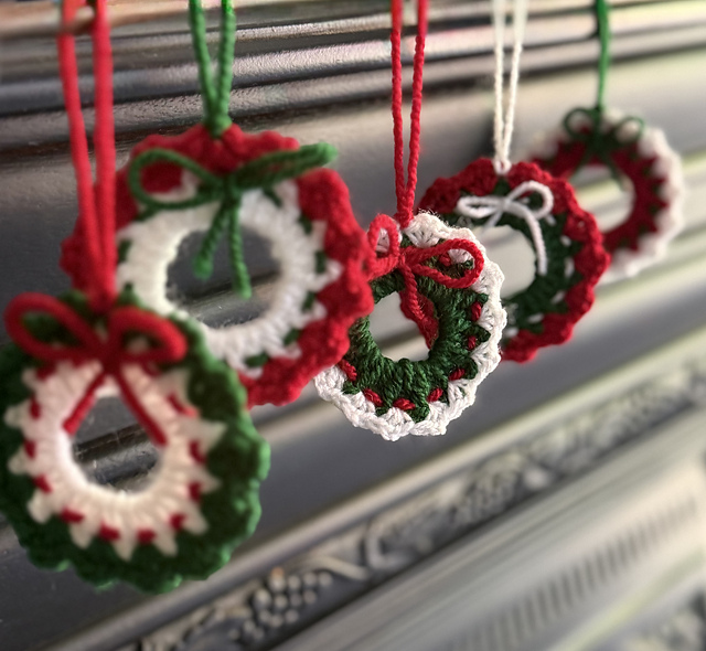 Mini Christmas Wreath