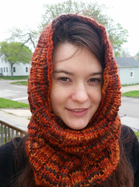 F297 Ribbed Cowl