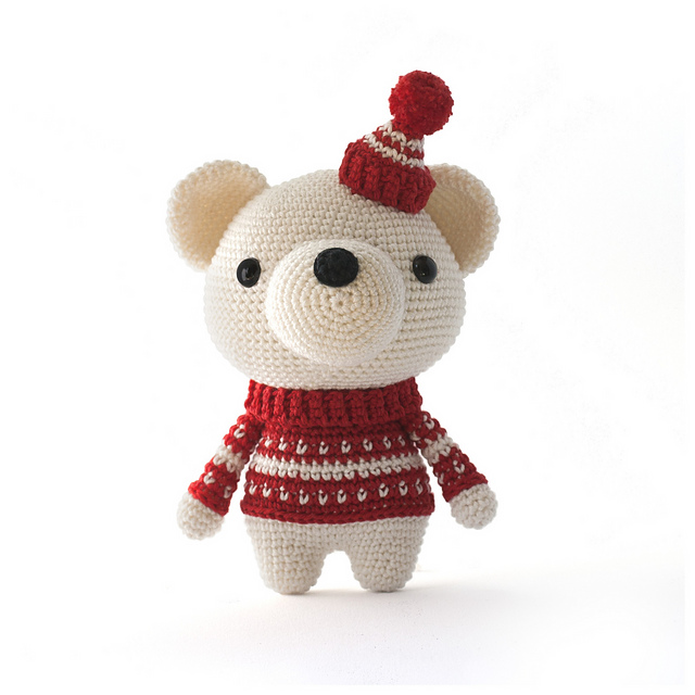 Pjotr the Polar Bear Amigurumi