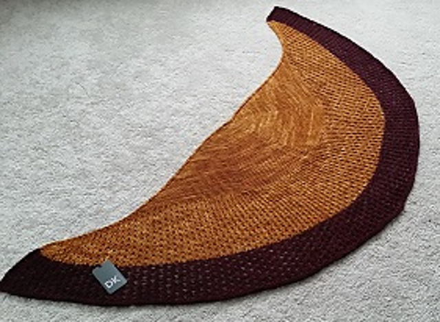 DK HoneyBee Shawl