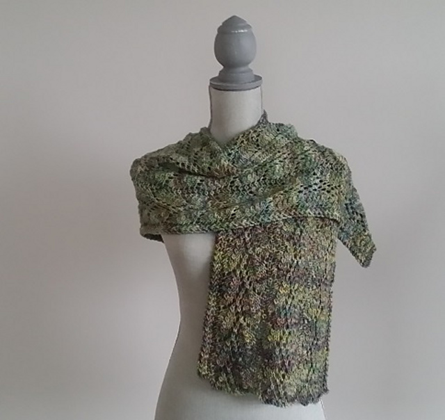 DK Salal Lace Scarf