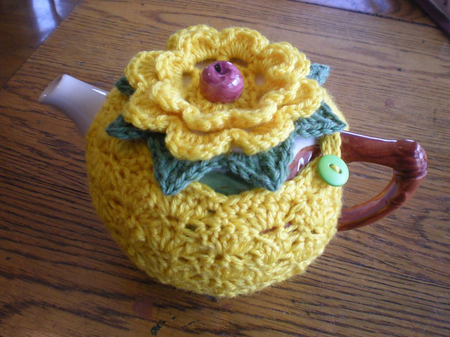 Shell Stitch Teapot Cozy