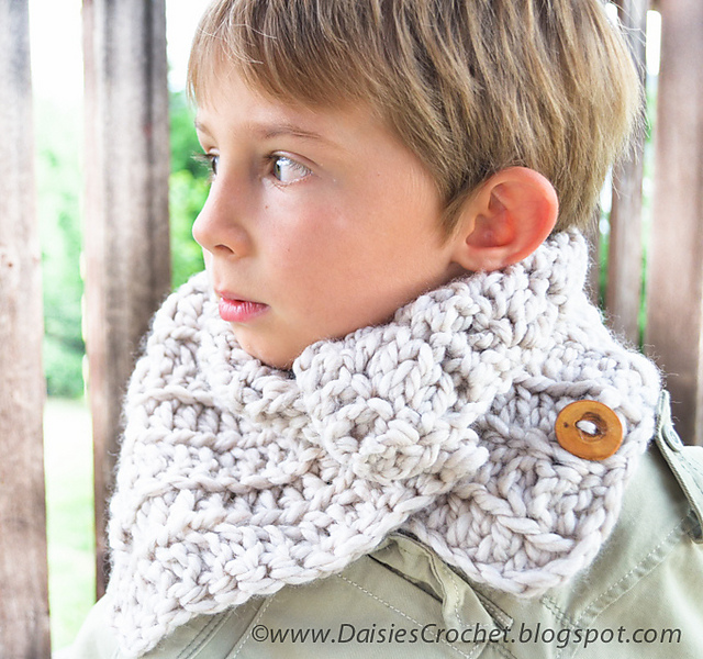 WOODLAND Cowl