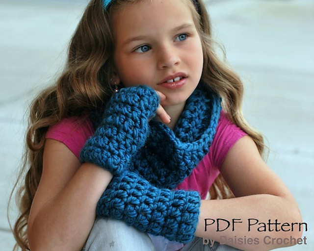 Cowl and Fingerless mittens
