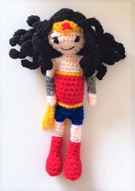 Wonder Woman Amigurumi