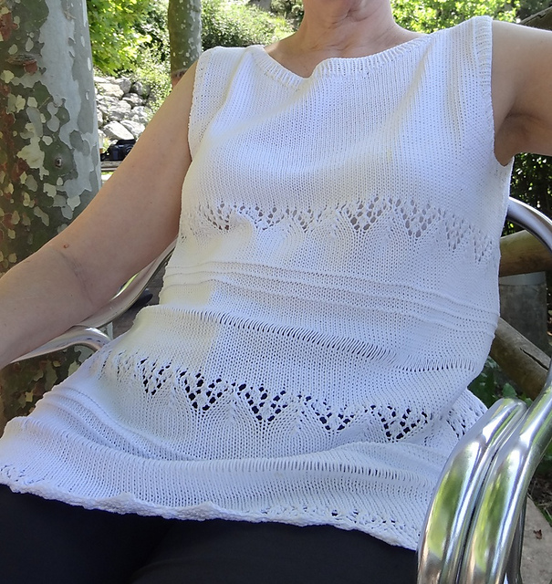 #07 Sleeveless Pullover