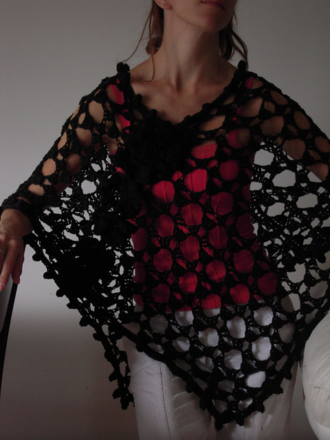 Cashmere Capelet