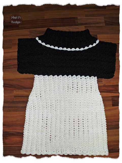 Häkelkleid mit Rollkragen