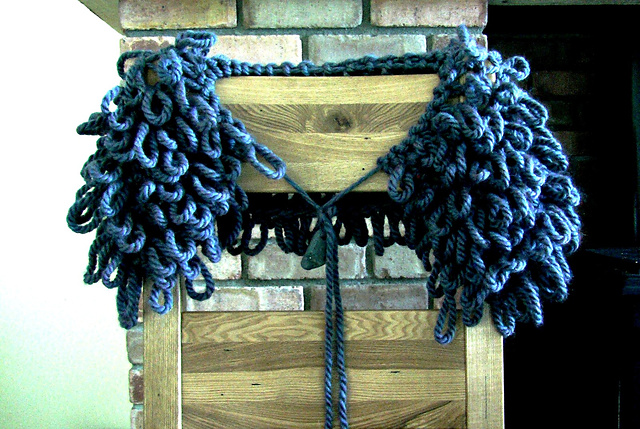 Loopy Capelet