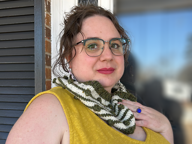 Abacus Cowl: Customizable Bobbled Accessory