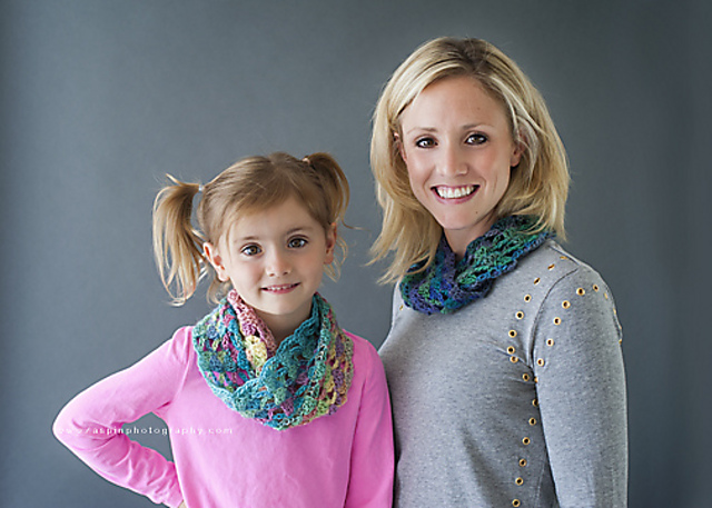 Kaleidoscope Cowl