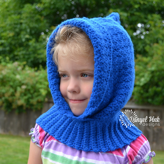 Bella Hooded Cowl