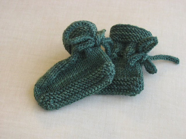 Bella Baby Ensemble, Booties