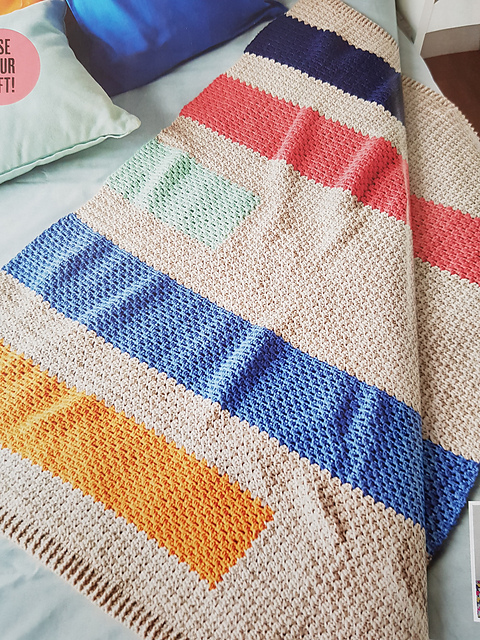 Along the Riviera Blanket