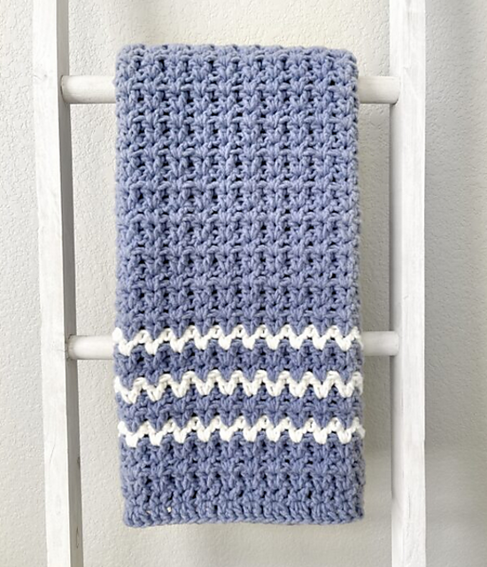 Chunky Crochet V-Stitch Blanket