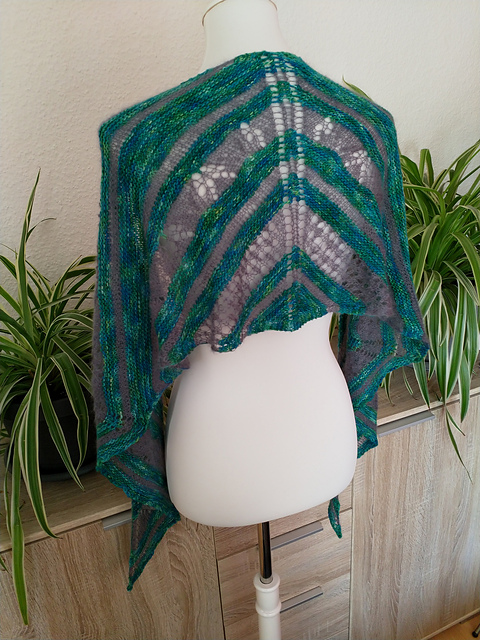 Lacy Chevron shawl