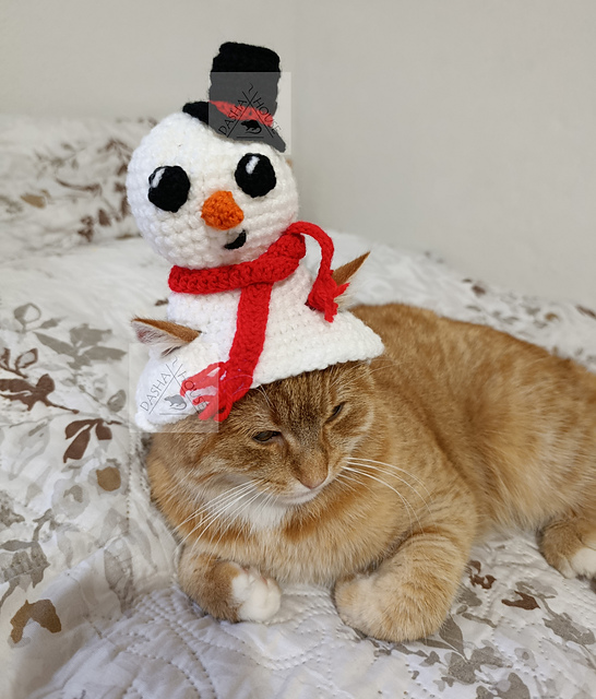 Snowman hat  for cat, small dog