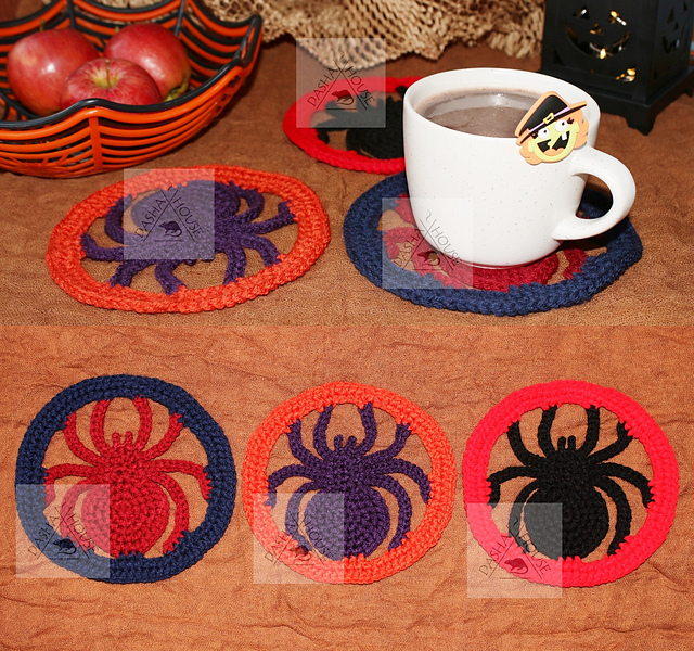 Set of coasters "Spiders"