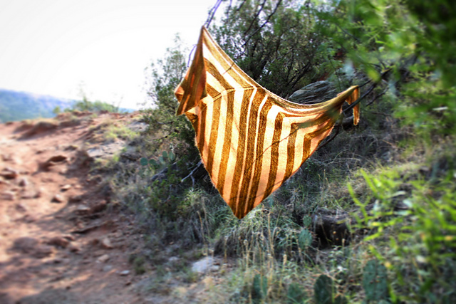 Columbia Shawl