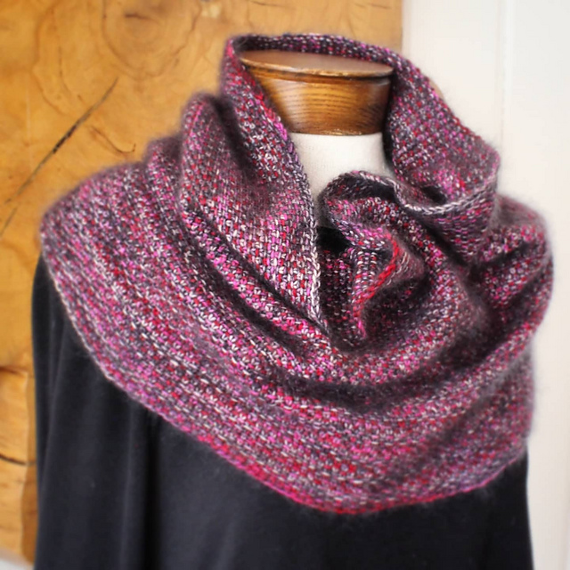Kith & Kin Cowl