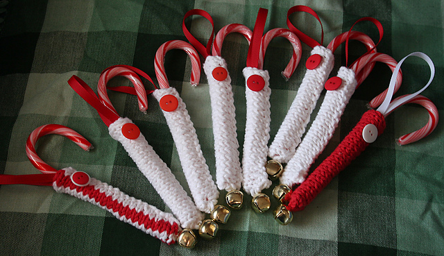 Candy Cane Cozy