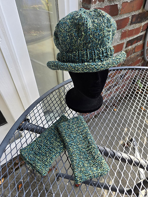 Spellbound Hat & Gloves