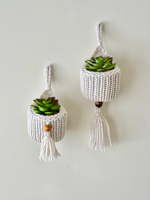 Addi Hanging Planters