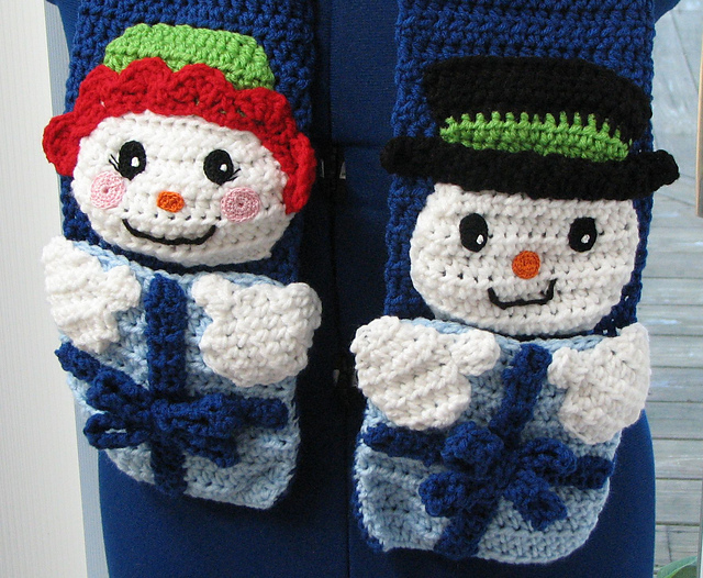 Boy & Girl Snowman Scarf
