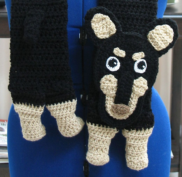 Mini Pinscher Scarf
