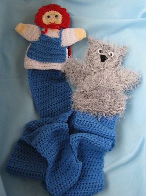 Red riding Hood & Wolf Puppet Scarf